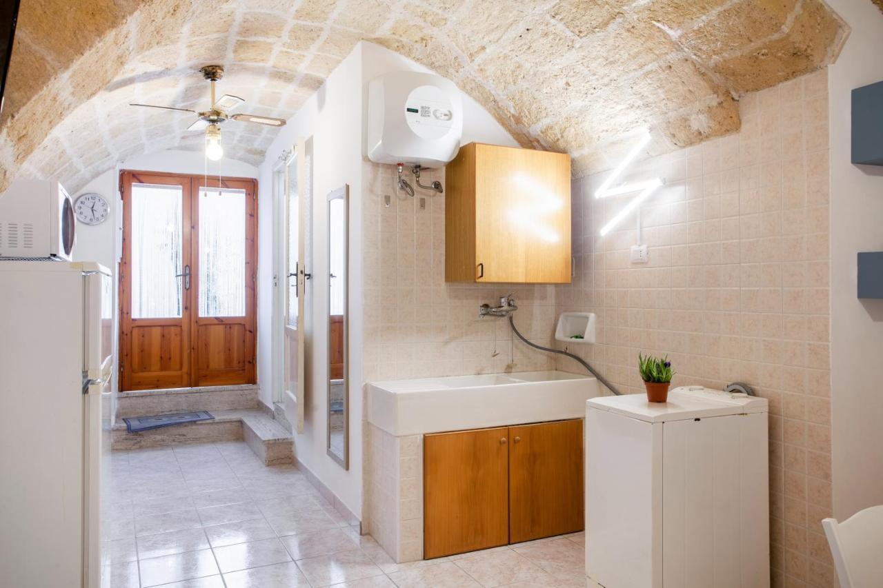 Monopoli Heartbeat - Apartment 200M From Sea Exteriör bild