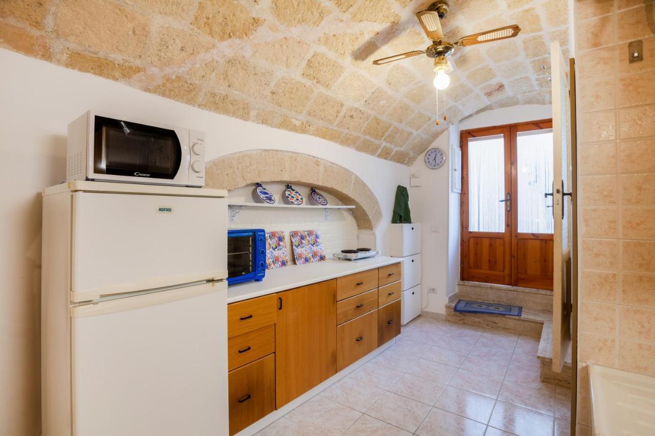Monopoli Heartbeat - Apartment 200M From Sea Exteriör bild